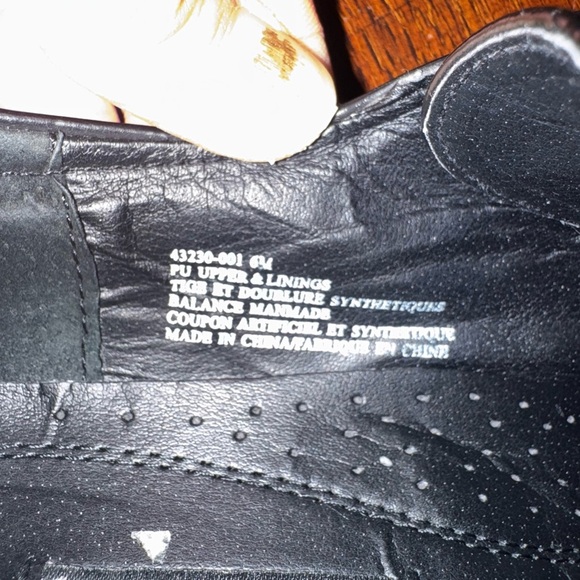 Stacy Adams Black Oxford Shoes with Polished Leather - Picture 3 of 4